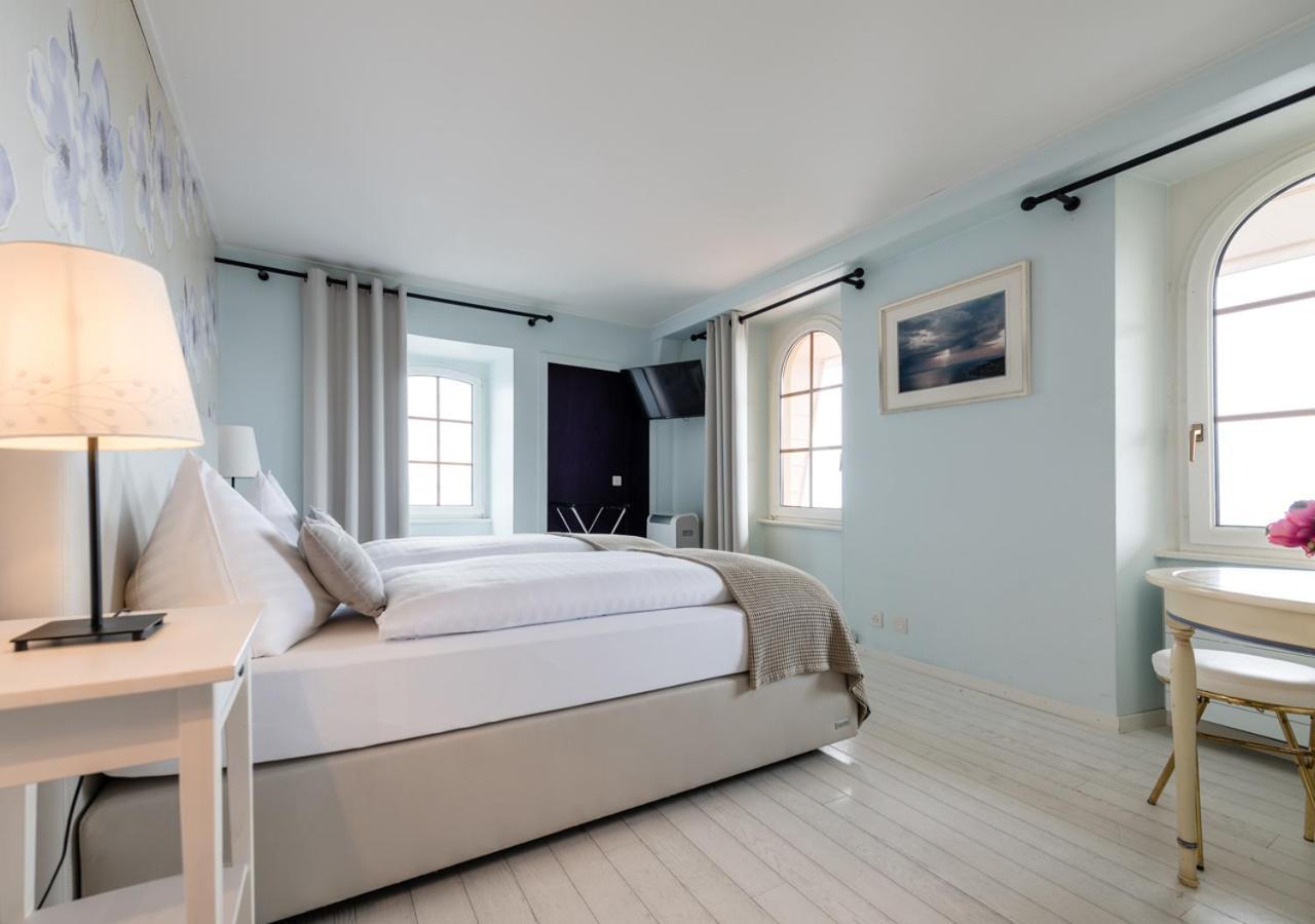Ermitage Hotel Clarens Екстериор снимка