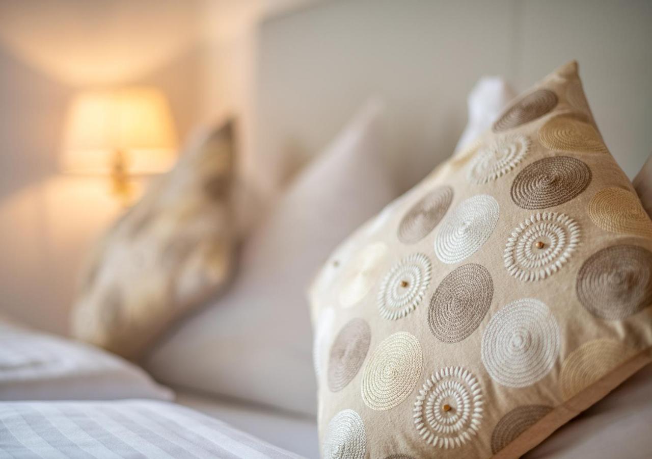 Ermitage Hotel Clarens Екстериор снимка
