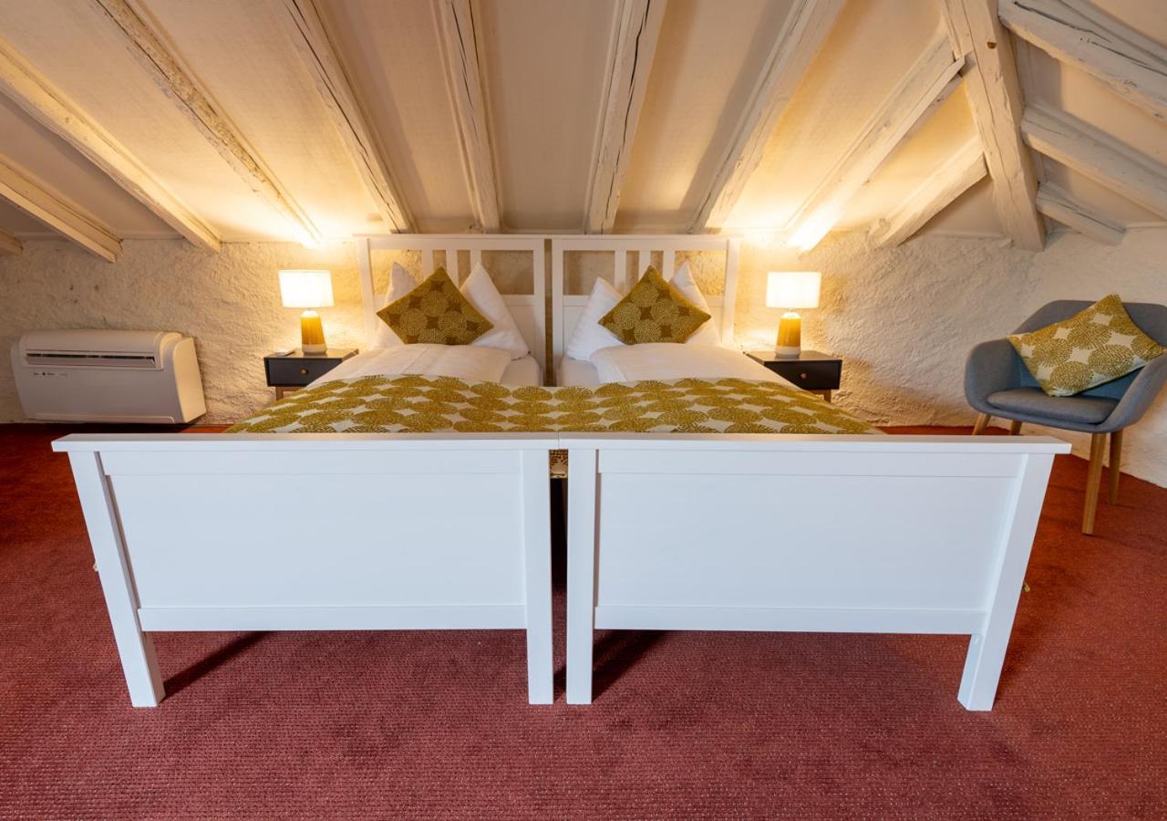 Ermitage Hotel Clarens Екстериор снимка